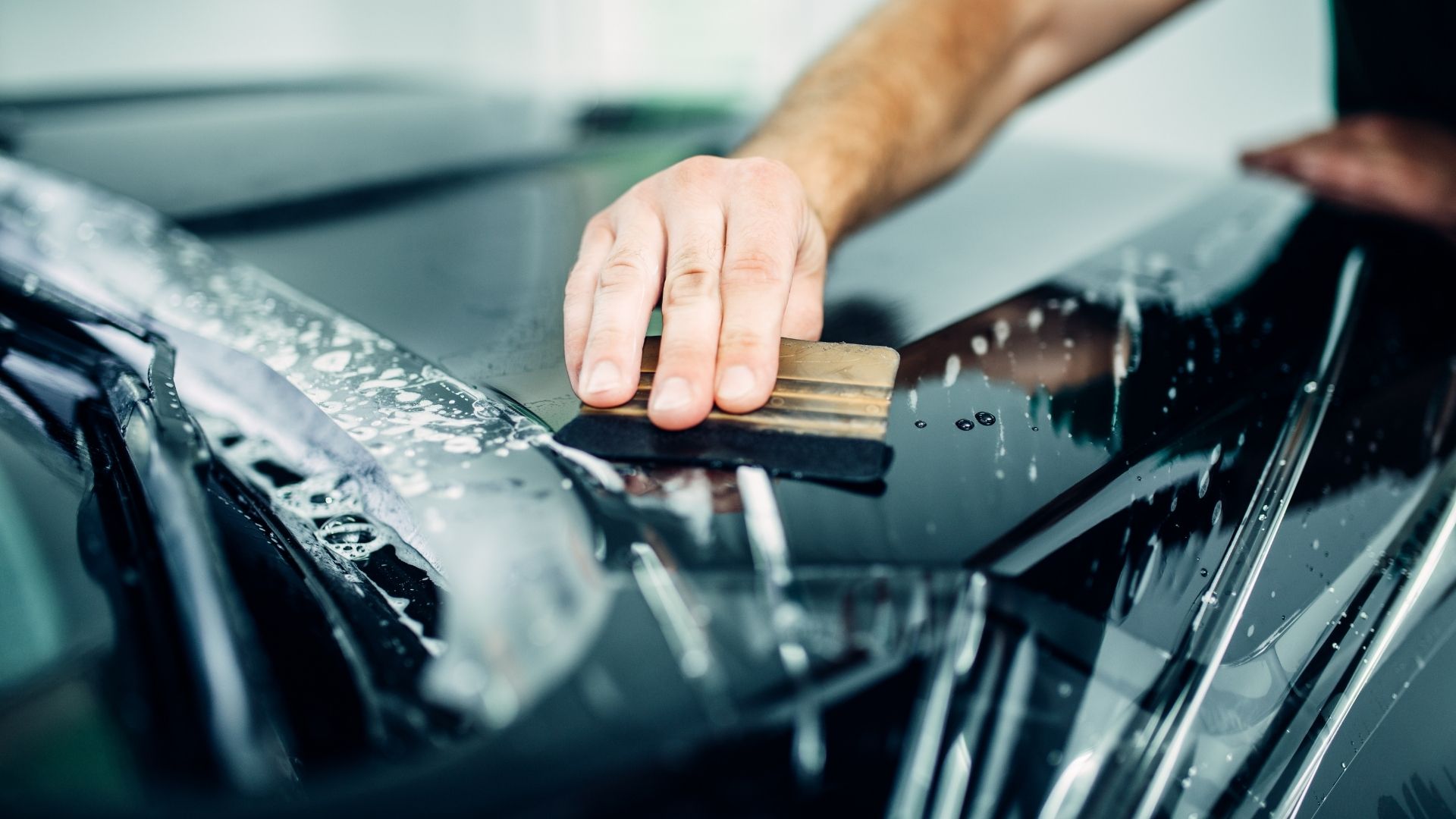 Cam Filmi ve Araç Kaplama İle Fark Yaratın